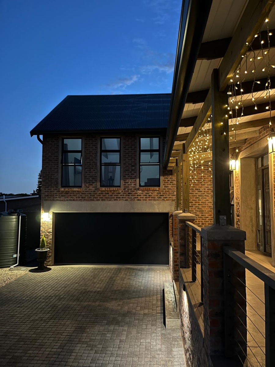 4 Bedroom Property for Sale in Stilbaai Wes Western Cape